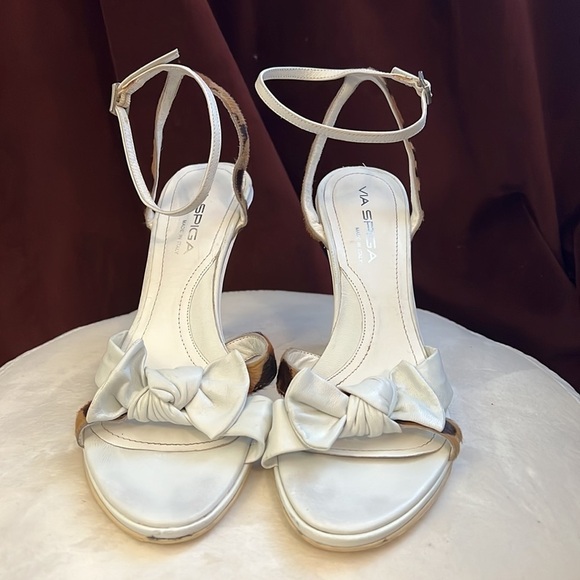 Via Spiga White and Leopard Ankle Strap Sandals Size 8.5 - Picture 2 of 7